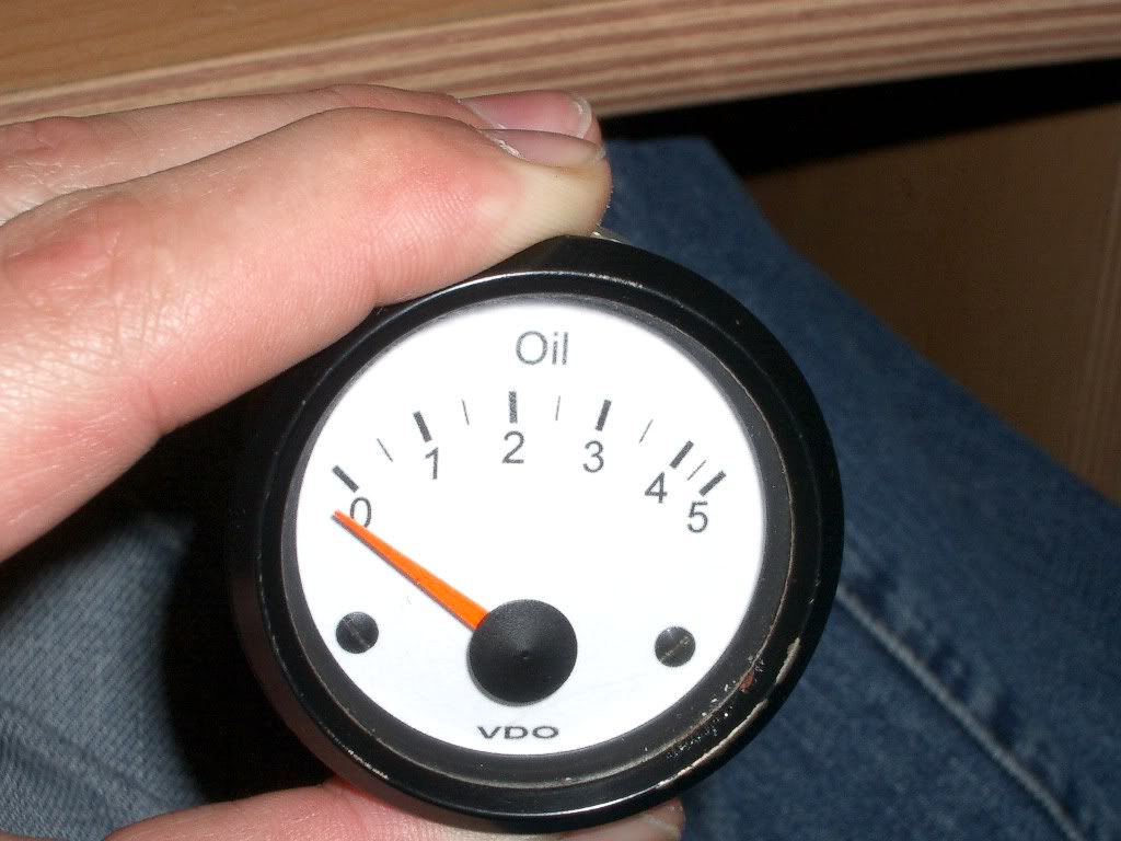 GUIDE How to install white faces and Blue LEDs in VDO